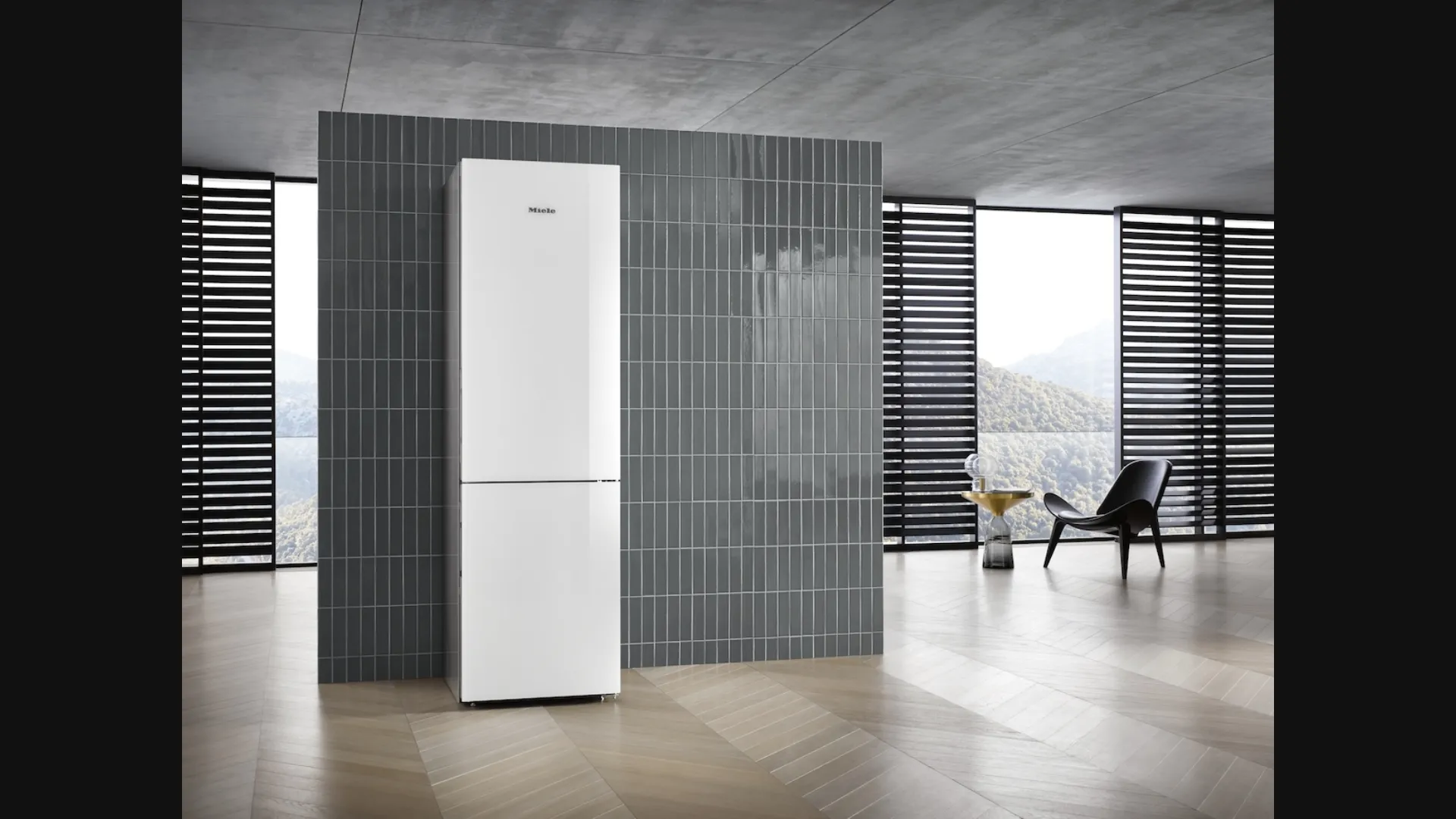 Frigo Congelatore KFN29683Dbrws a posizionamento libero XL con sportello in vetro di Miele