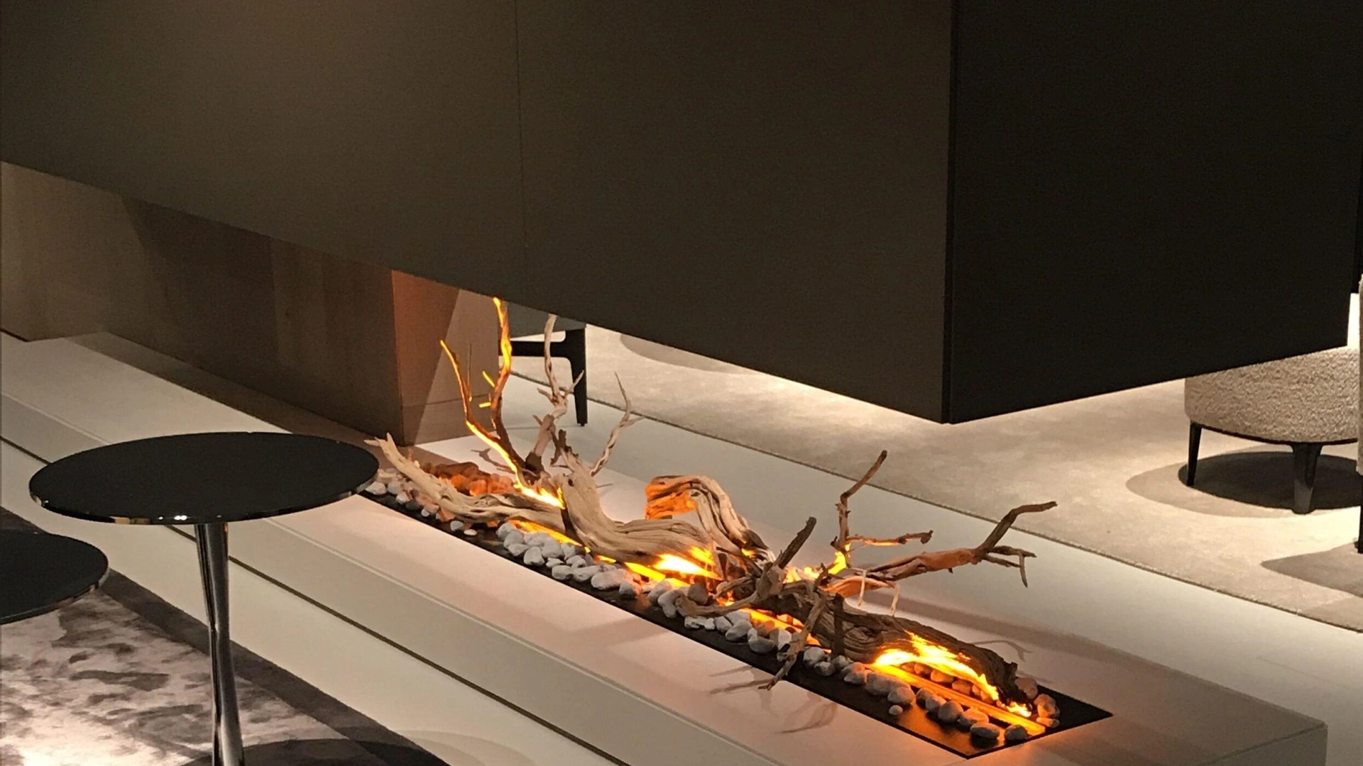 Camino elettrico Brace 100 Metal di Maisonfire