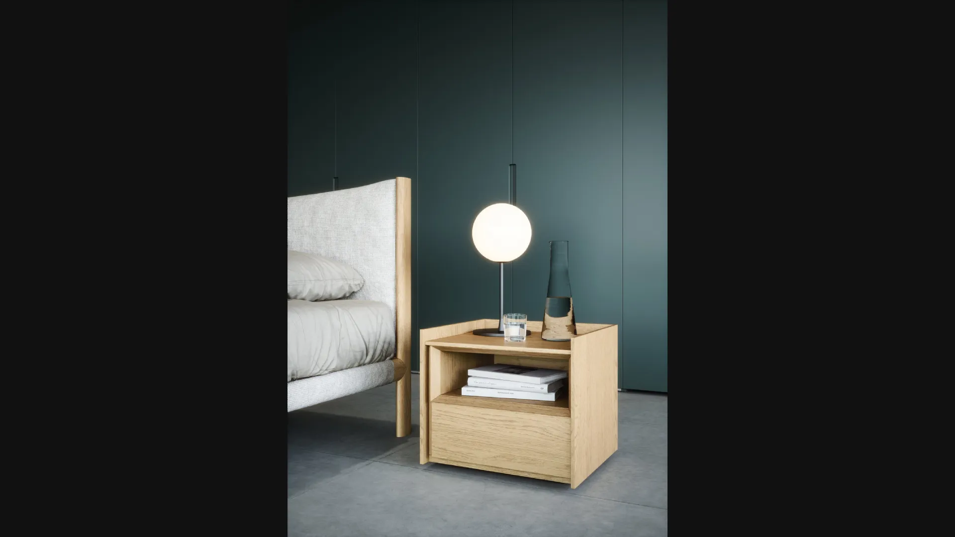 Comodino in legno Sly di Novamobili
